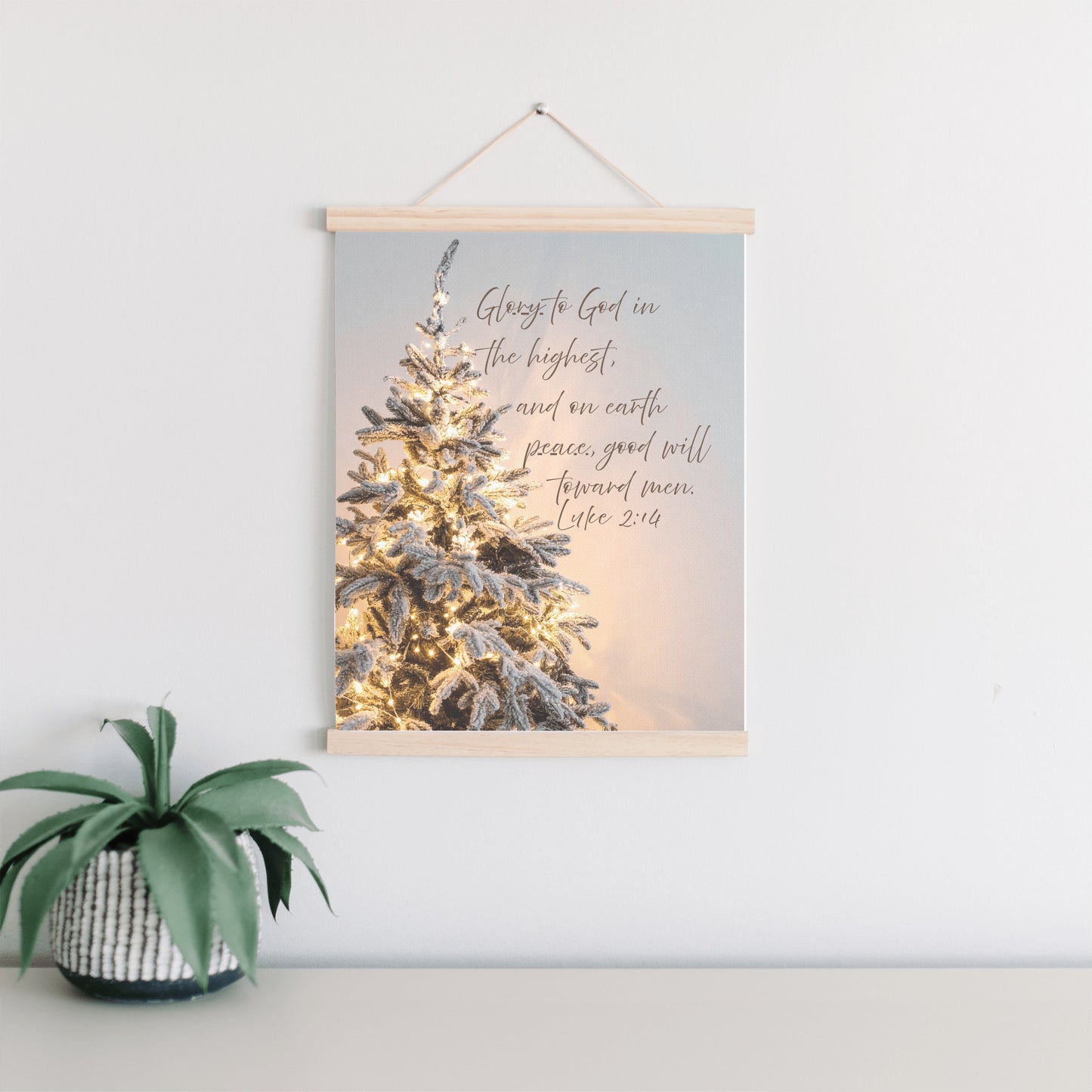 “Glory to God in the Highest” Christmas Hanging Canvas – Faith, Peace & Family Legacy Decor